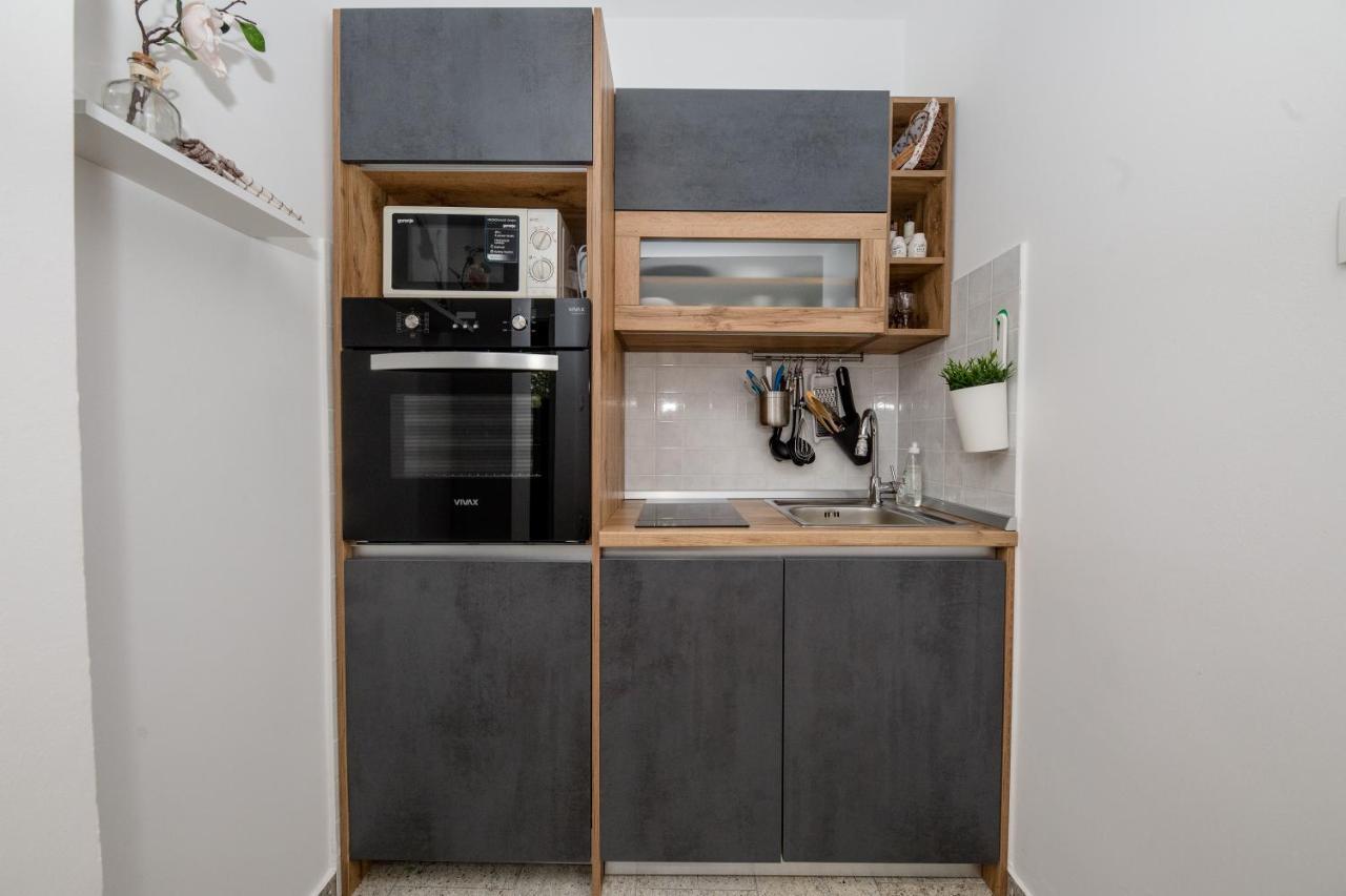 Apartmani Ana & Milo Lopar Luaran gambar